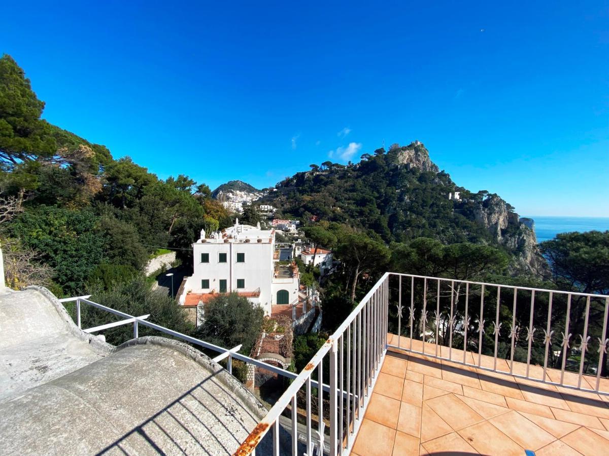 Regina Di Capri - Suite Vista Faraglioni Exterior photo