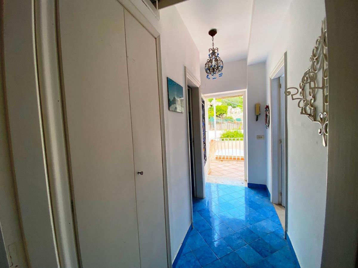 Regina Di Capri - Suite Vista Faraglioni Exterior photo